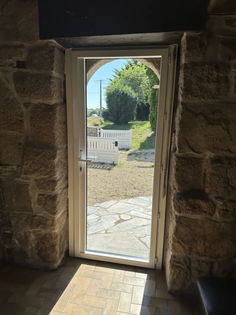 As Menuiserie Menuisier Ploubezre Pres De Lannion Menuiserie Et Amenagement Ext 53